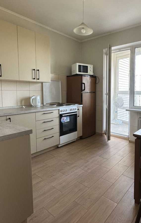 Аренда 1-комнатной квартиры 37 м², Елизаветы Чавдар ул.