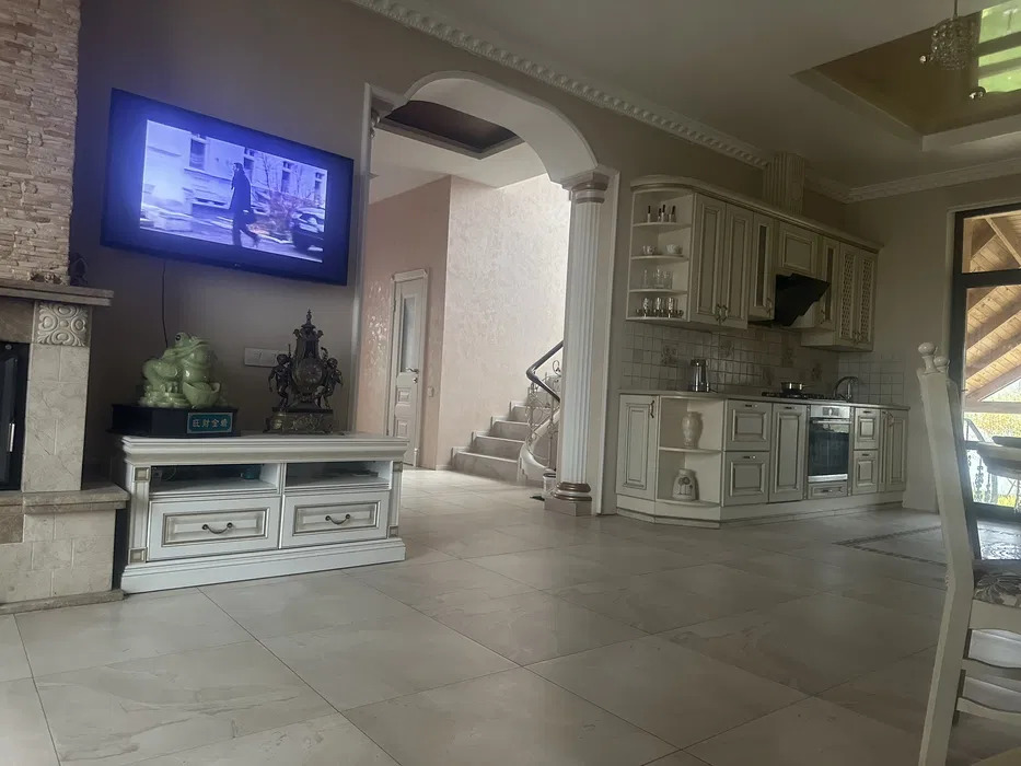 Аренда дома 305 м², Заплавная ул.