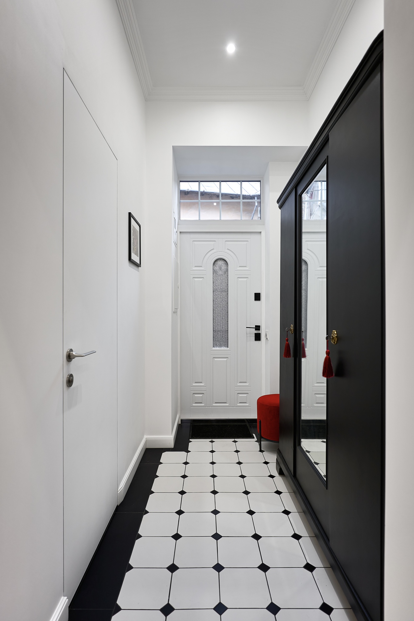 Продажа 2-комнатной квартиры 58.3 м², Можеста Менцинского ул., 1