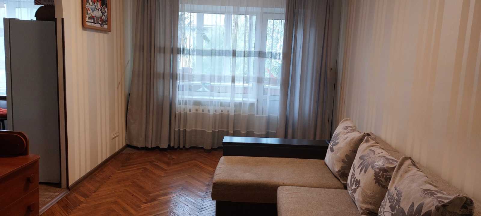Продаж 2-кімнатної квартири 47 м², Героїв Севастополя вул., 10Б