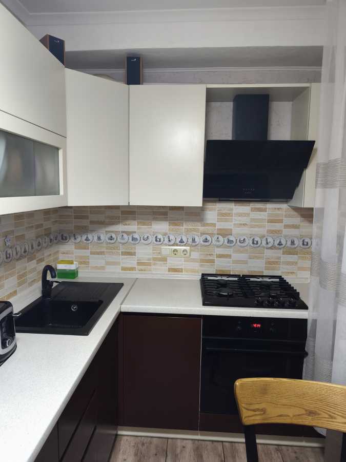 Продаж 2-кімнатної квартири 47 м², Героїв Севастополя вул., 10Б