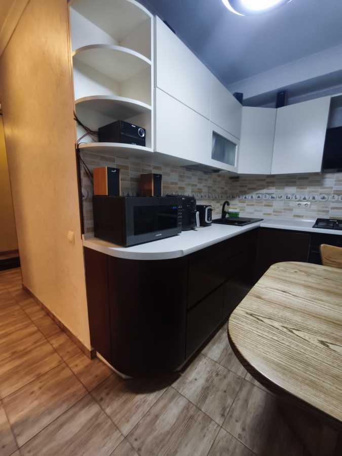 Продаж 2-кімнатної квартири 47 м², Героїв Севастополя вул., 10Б