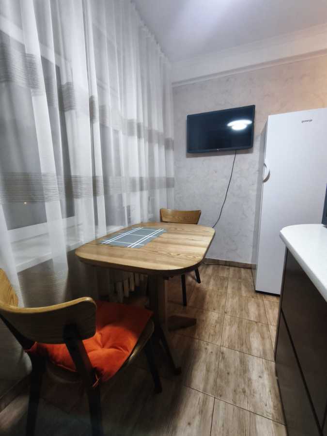 Продаж 2-кімнатної квартири 47 м², Героїв Севастополя вул., 10Б