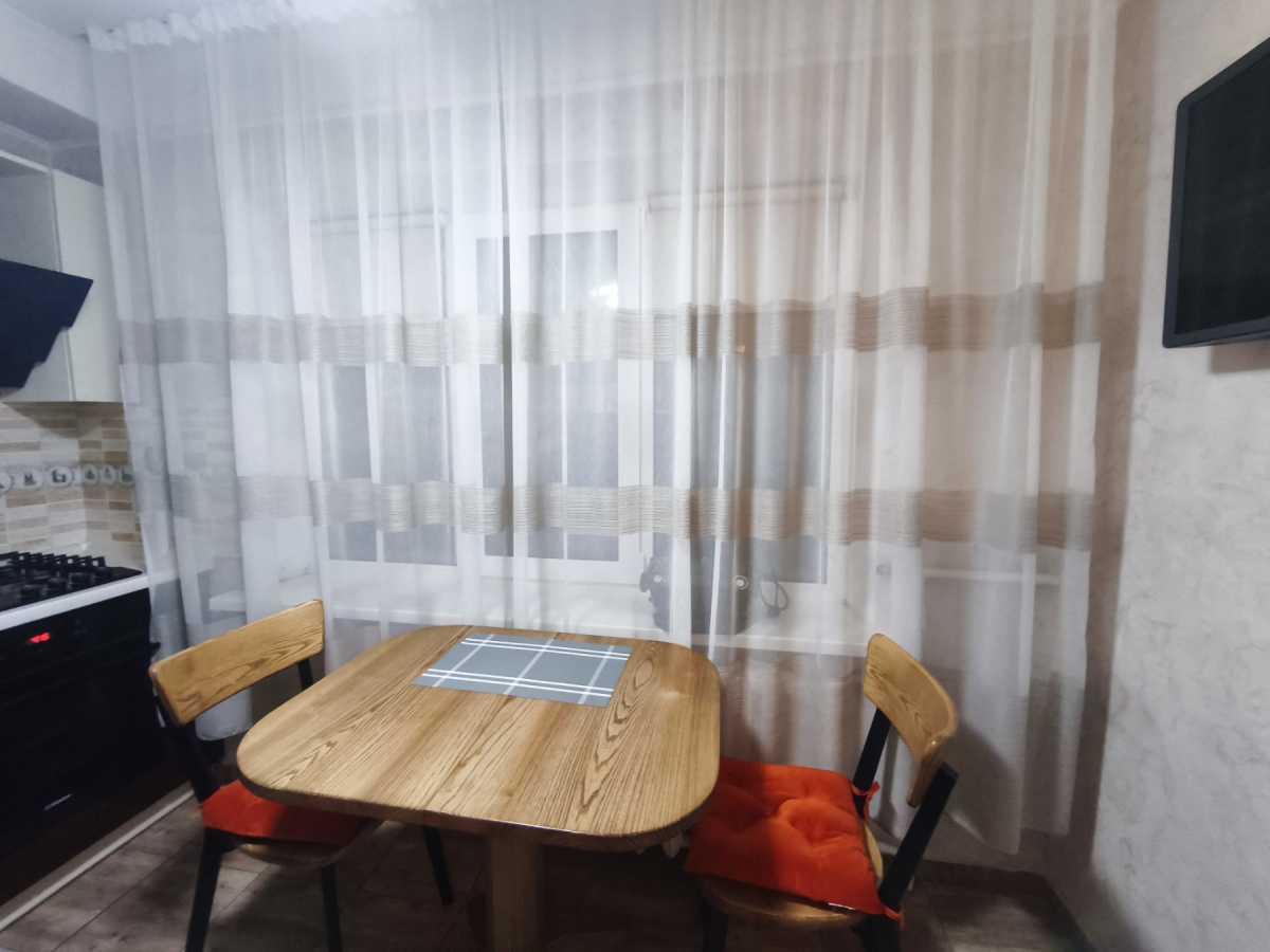 Продаж 2-кімнатної квартири 47 м², Героїв Севастополя вул., 10Б