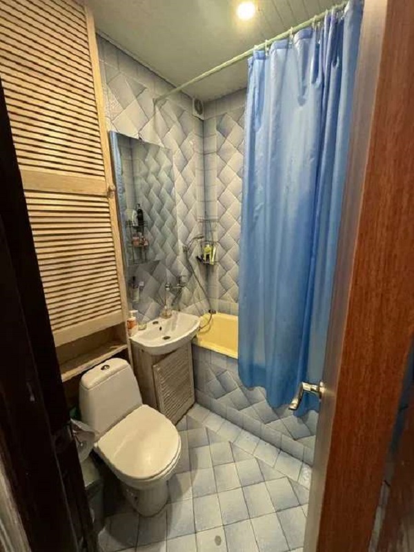 Продаж 1-кімнатної квартири 31 м², Соборності просп., 18