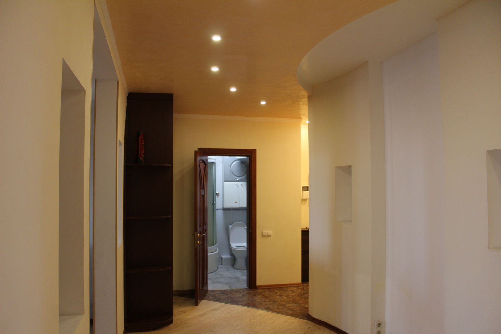 Аренда 4-комнатной квартиры 130 м², Анны Ахматовой ул., 13