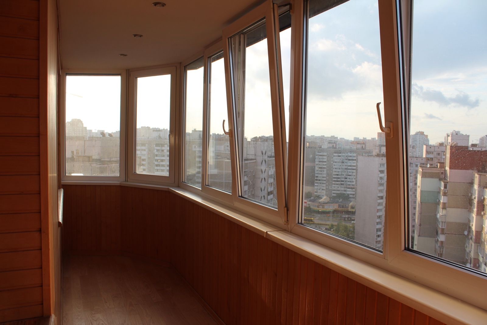 Аренда 4-комнатной квартиры 130 м², Анны Ахматовой ул., 13