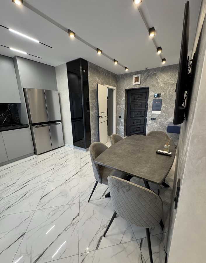 Аренда 3-комнатной квартиры 75 м², Николая Гулака ул.