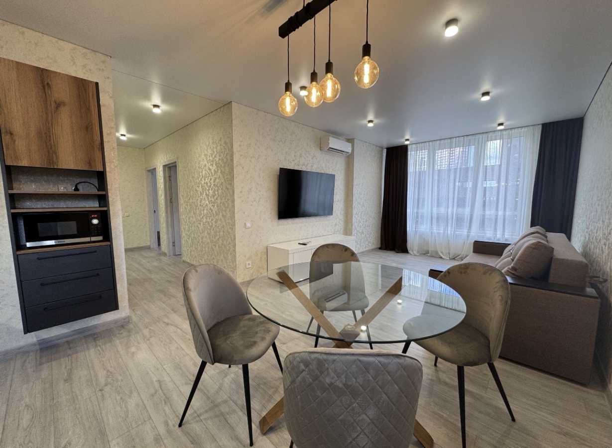 Аренда 3-комнатной квартиры 73 м², Сырецко-Садовая ул.