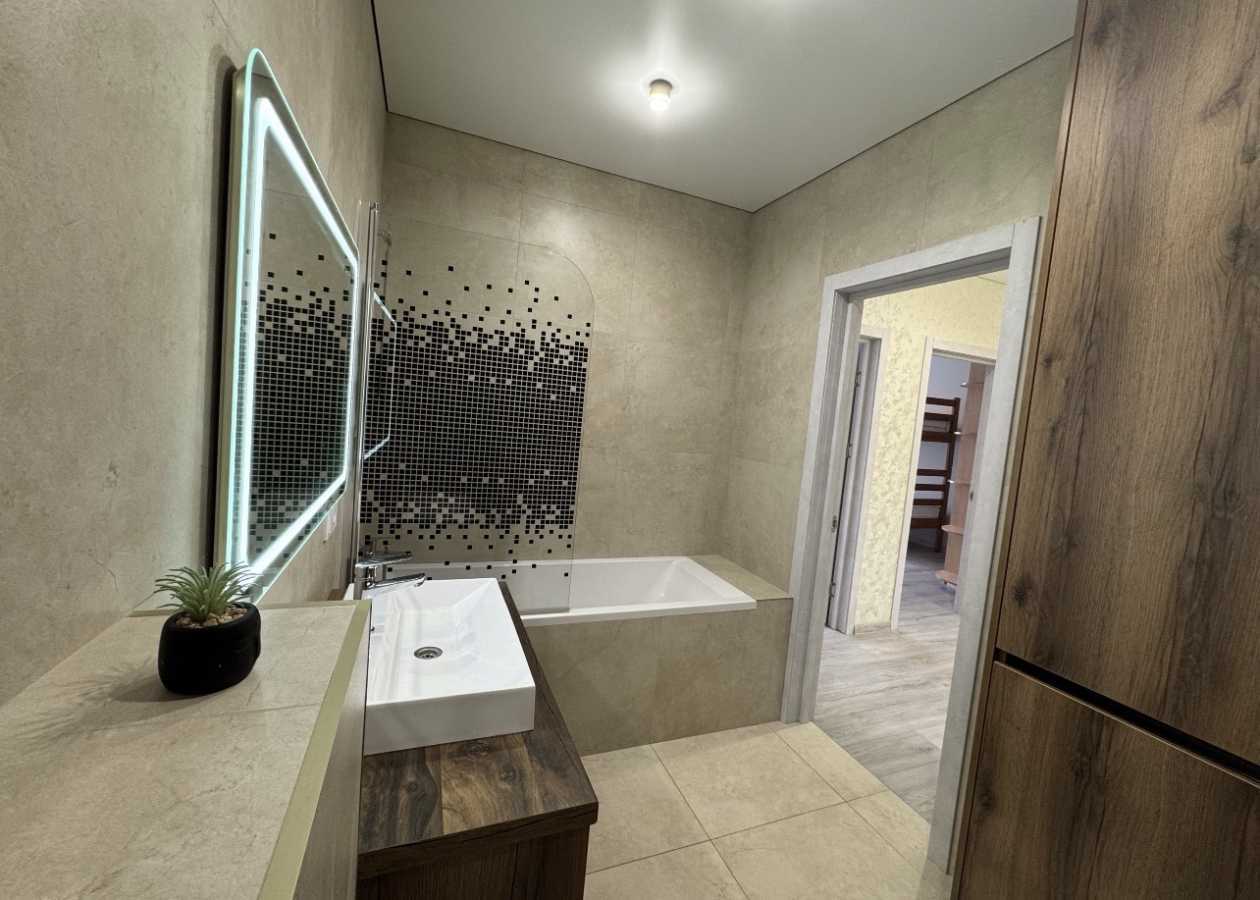 Аренда 3-комнатной квартиры 73 м², Сырецко-Садовая ул.