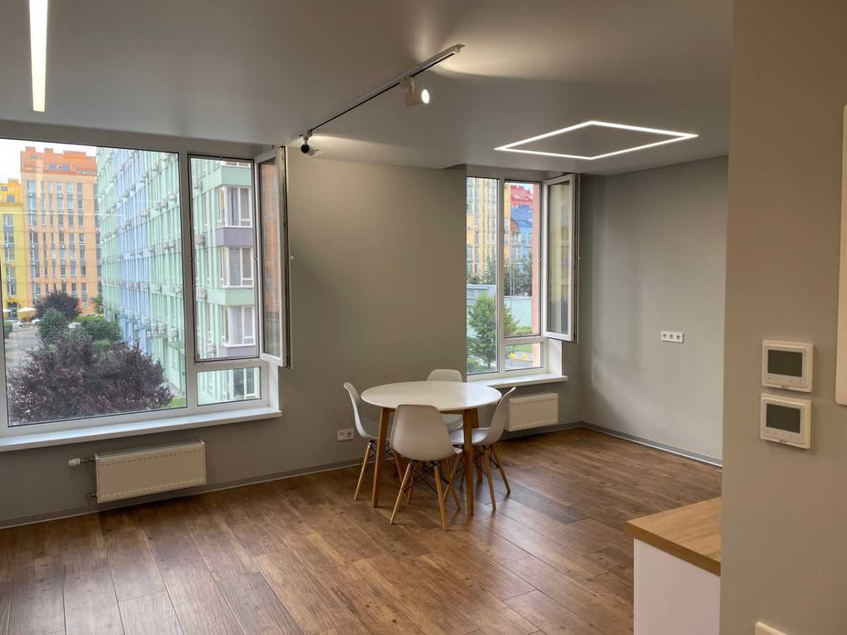 Продажа 3-комнатной квартиры 72 м², Березневая ул., 12