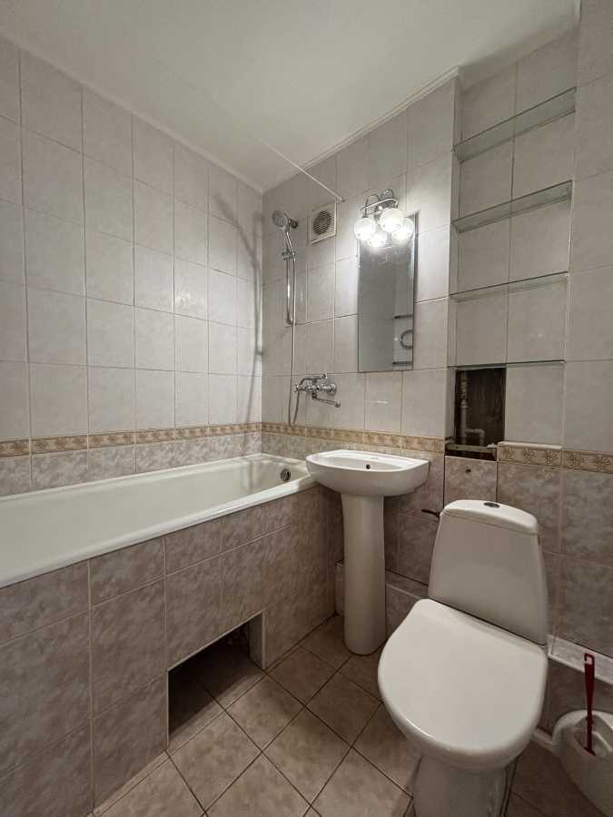 Продажа 2-комнатной квартиры 56 м², Дегтяревская ул., 9