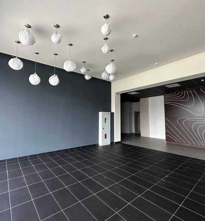 Продаж 3-кімнатної квартири 83 м², Дніпровська наб.