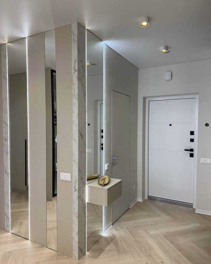 Продажа 2-комнатной квартиры 70 м², Европейская пл., Союза