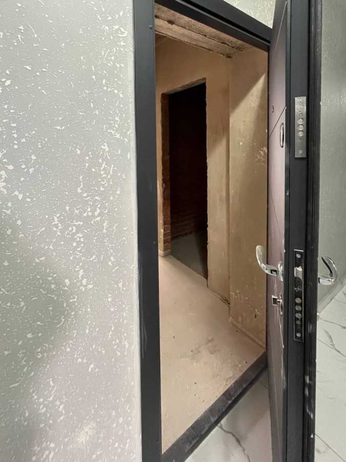 Продаж 1-кімнатної квартири 28 м², Інститутська вул., 5