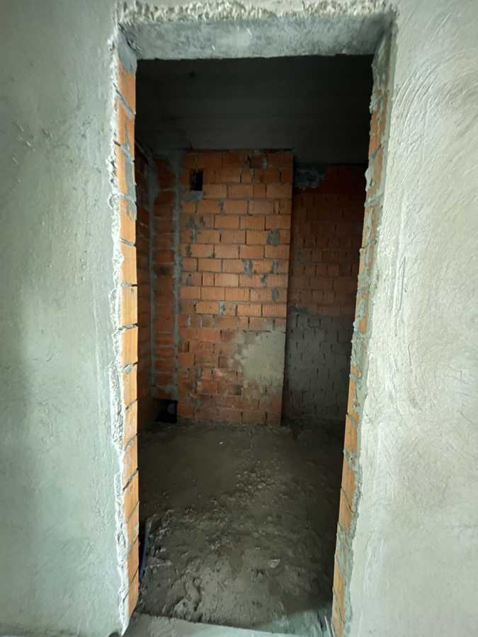 Продаж 1-кімнатної квартири 28 м², Інститутська вул., 5