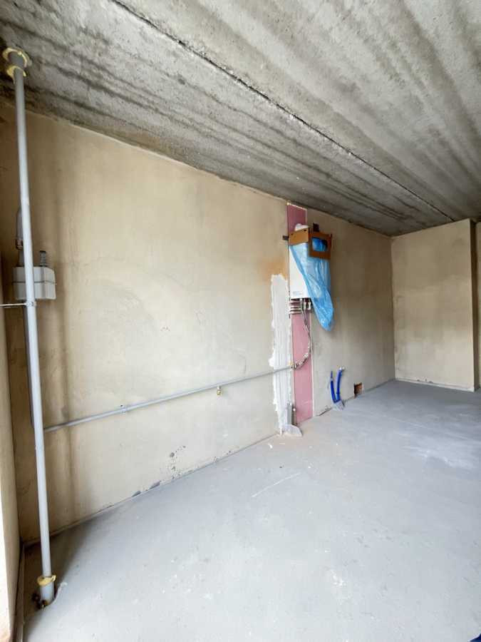 Продаж 1-кімнатної квартири 28 м², Інститутська вул., 5