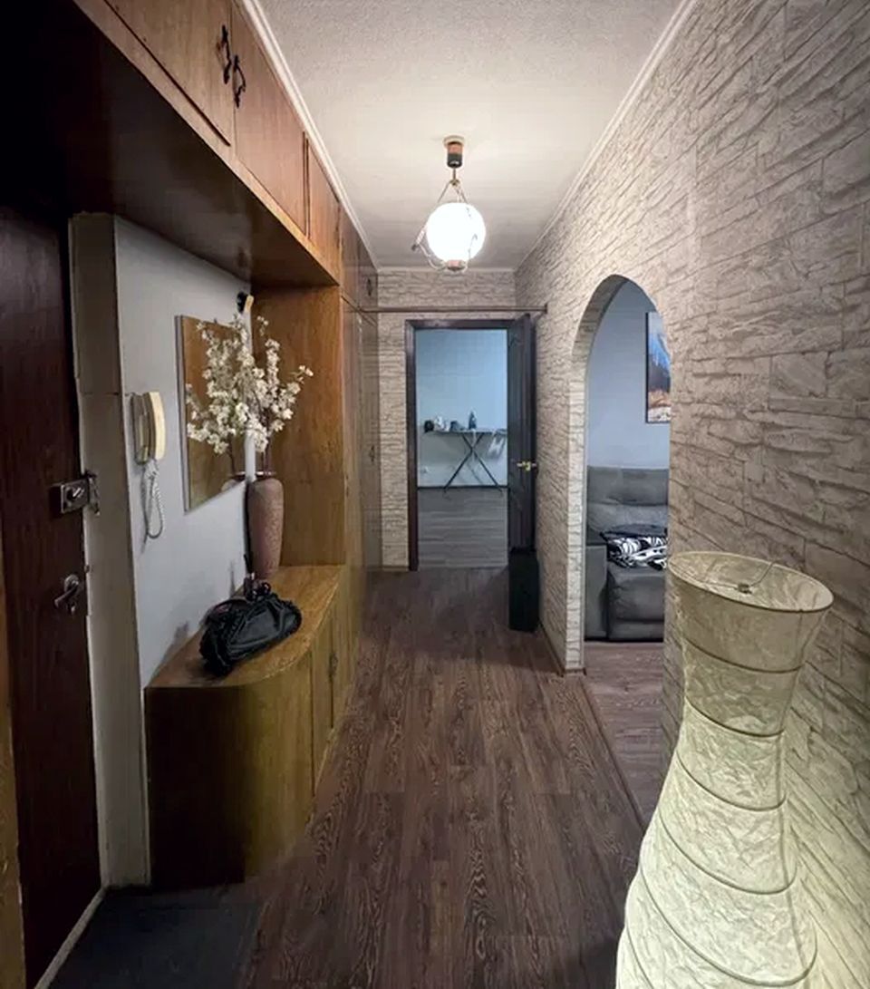 Продажа 2-комнатной квартиры 50 м², Мира просп., 83