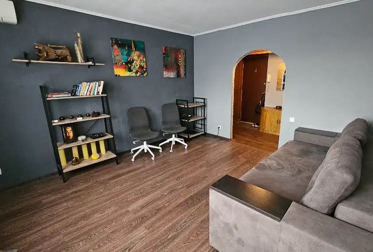 Продажа 2-комнатной квартиры 50 м², Мира просп., 83