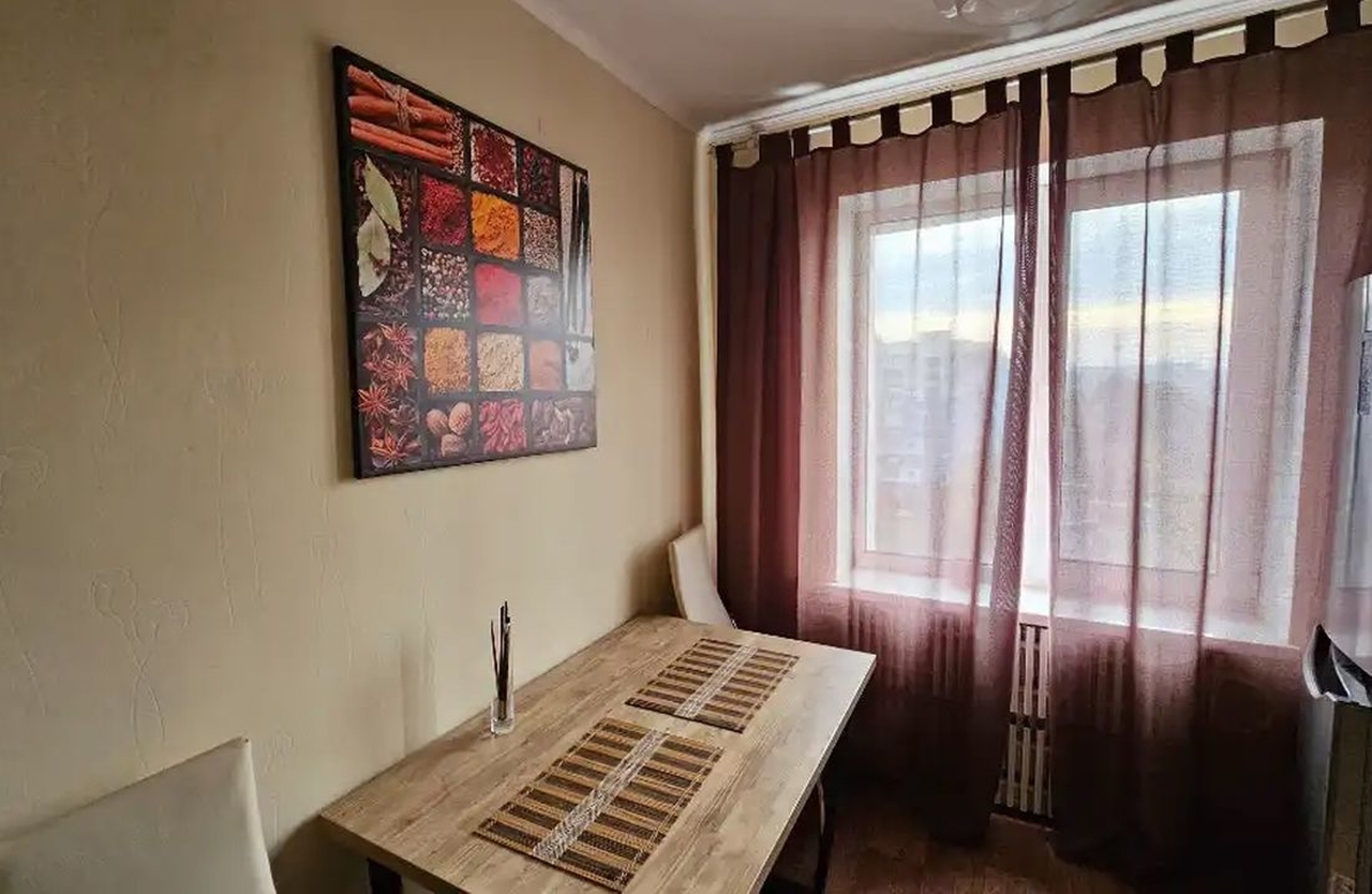 Продажа 2-комнатной квартиры 50 м², Мира просп., 83