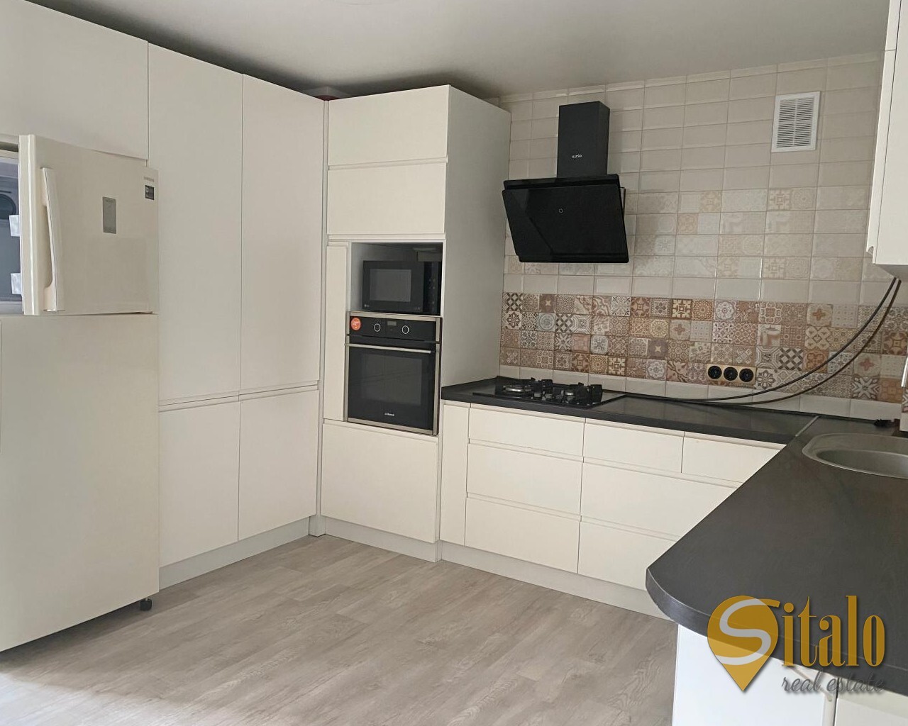 Продажа 3-комнатной квартиры 84 м²