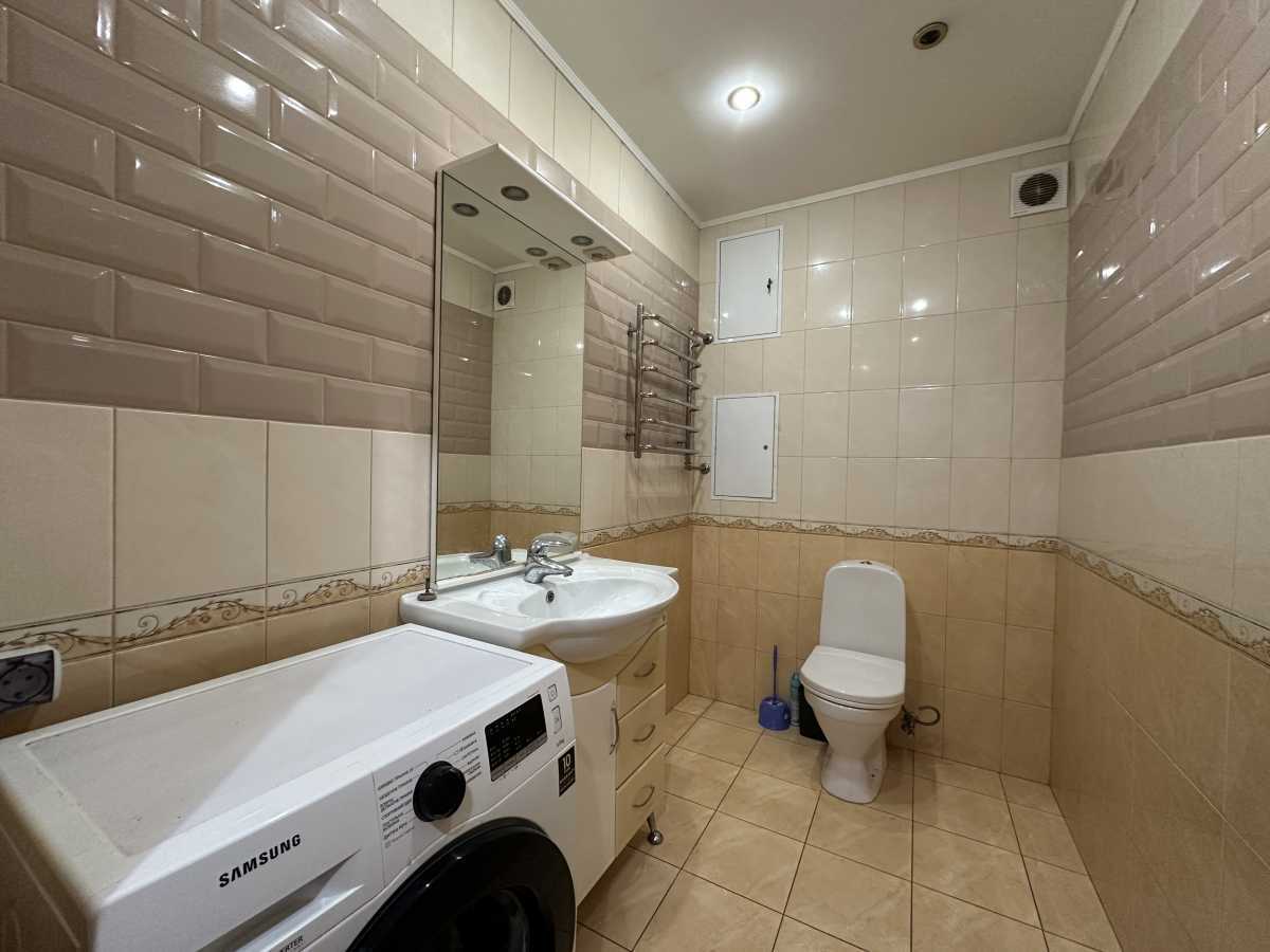 Продажа 3-комнатной квартиры 110 м², Анны Ахматовой ул., 43