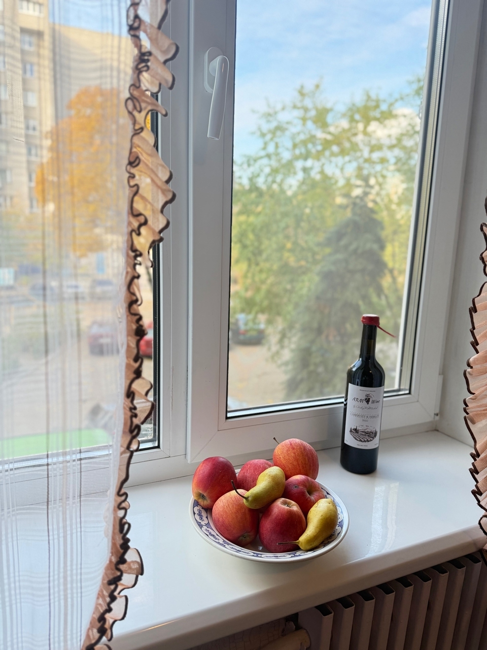 Продажа 3-комнатной квартиры 70 м², Шолохова ул., 15