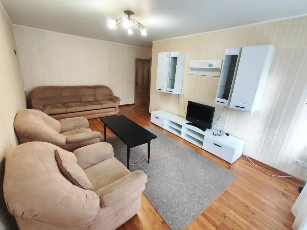 Аренда 2-комнатной квартиры 48 м², Новокрымская ул., 42