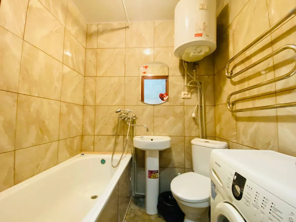 Аренда 1-комнатной квартиры 40 м², Мира просп., 18