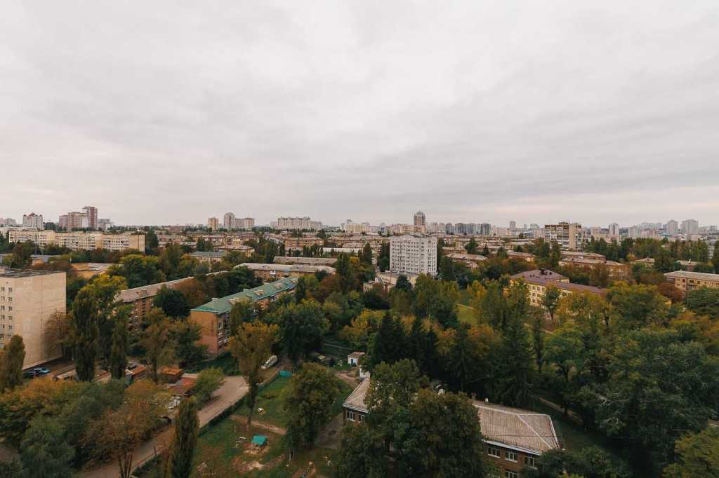 Продажа 3-комнатной квартиры 129.9 м², Курська, 13