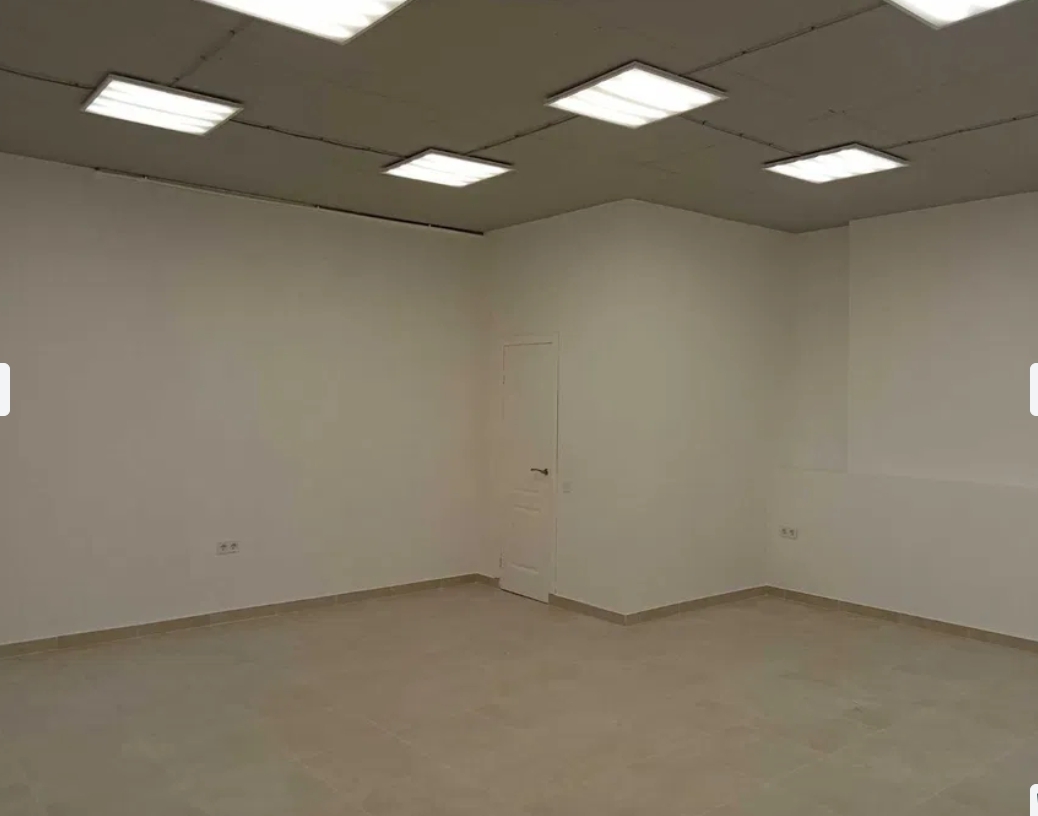 Аренда помещения свободного назначения 43 м², Массив Радужный ул.