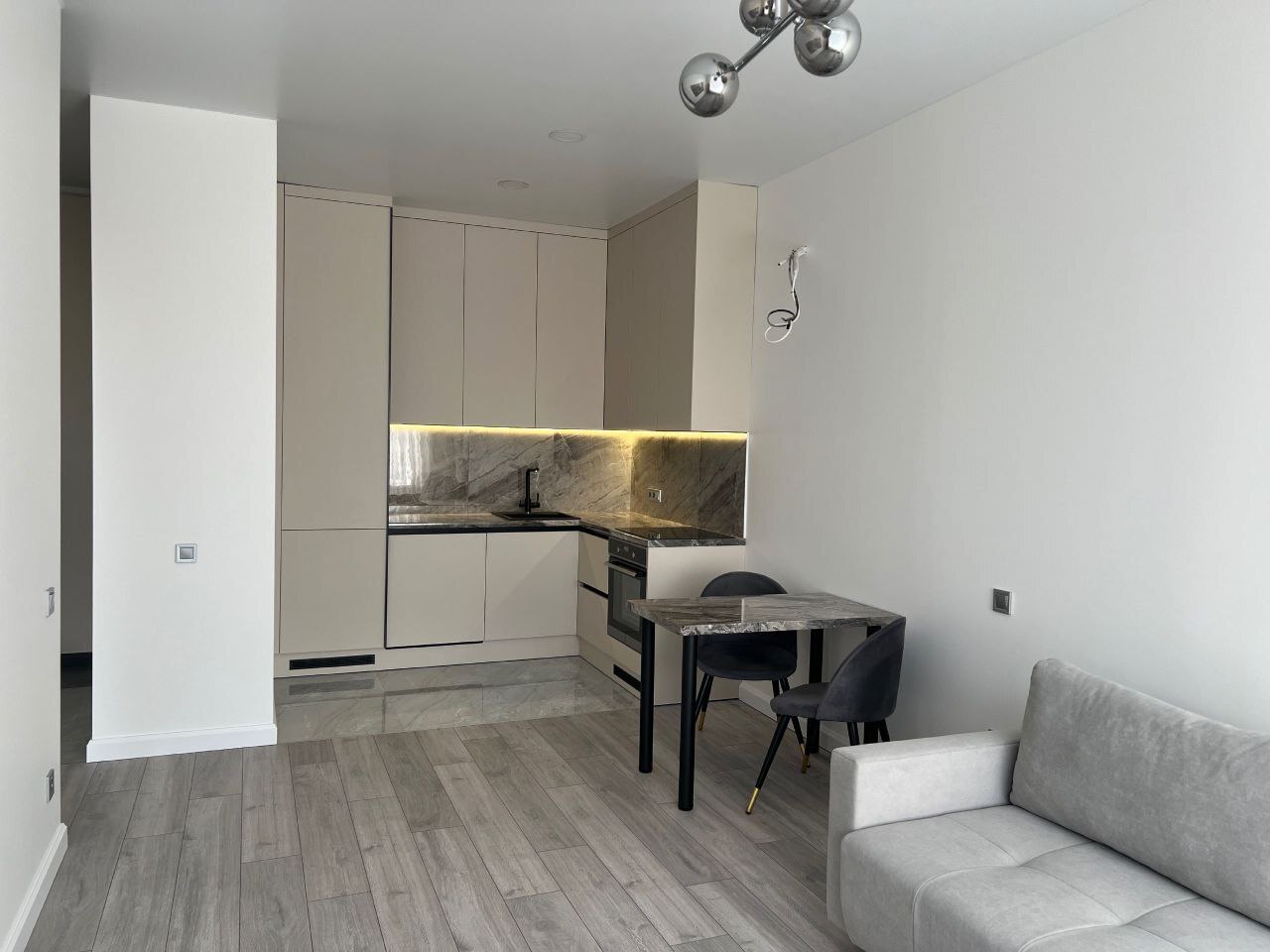 Продажа 1-комнатной квартиры 44 м², Олеся Гончара ул.