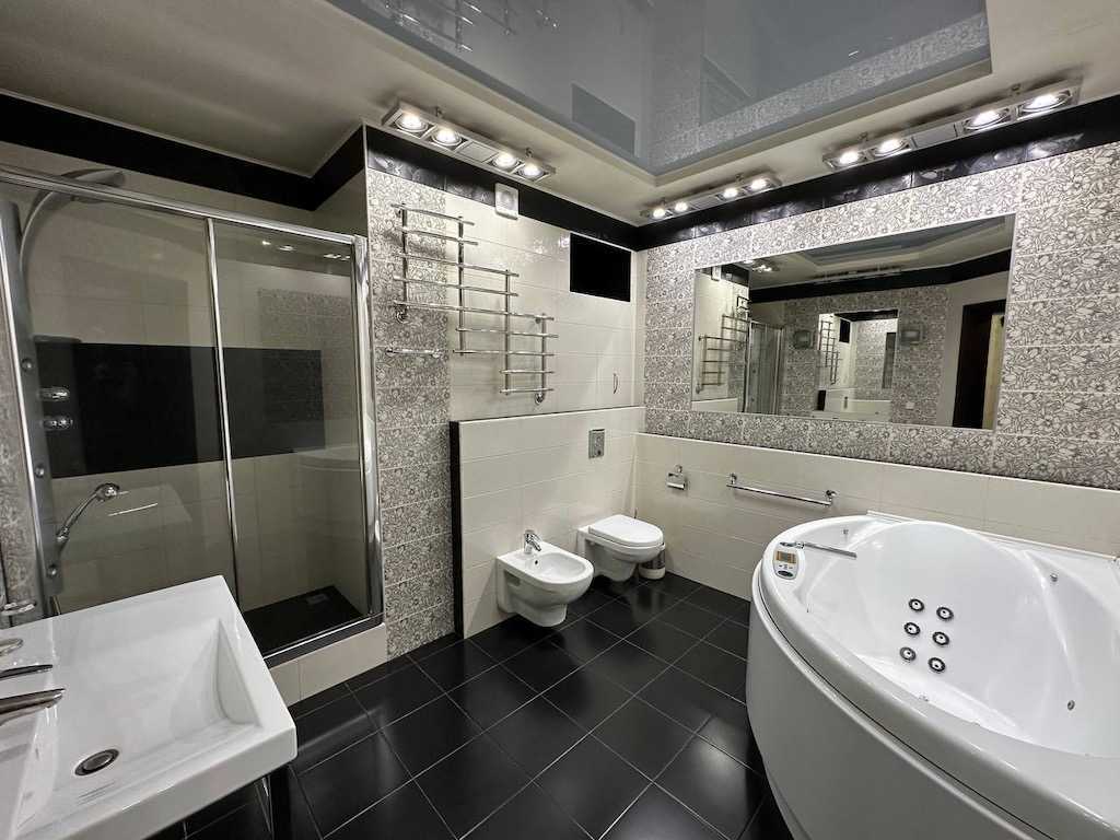 Продажа 5-комнатной квартиры 213 м², Срибнокильская ул., 1