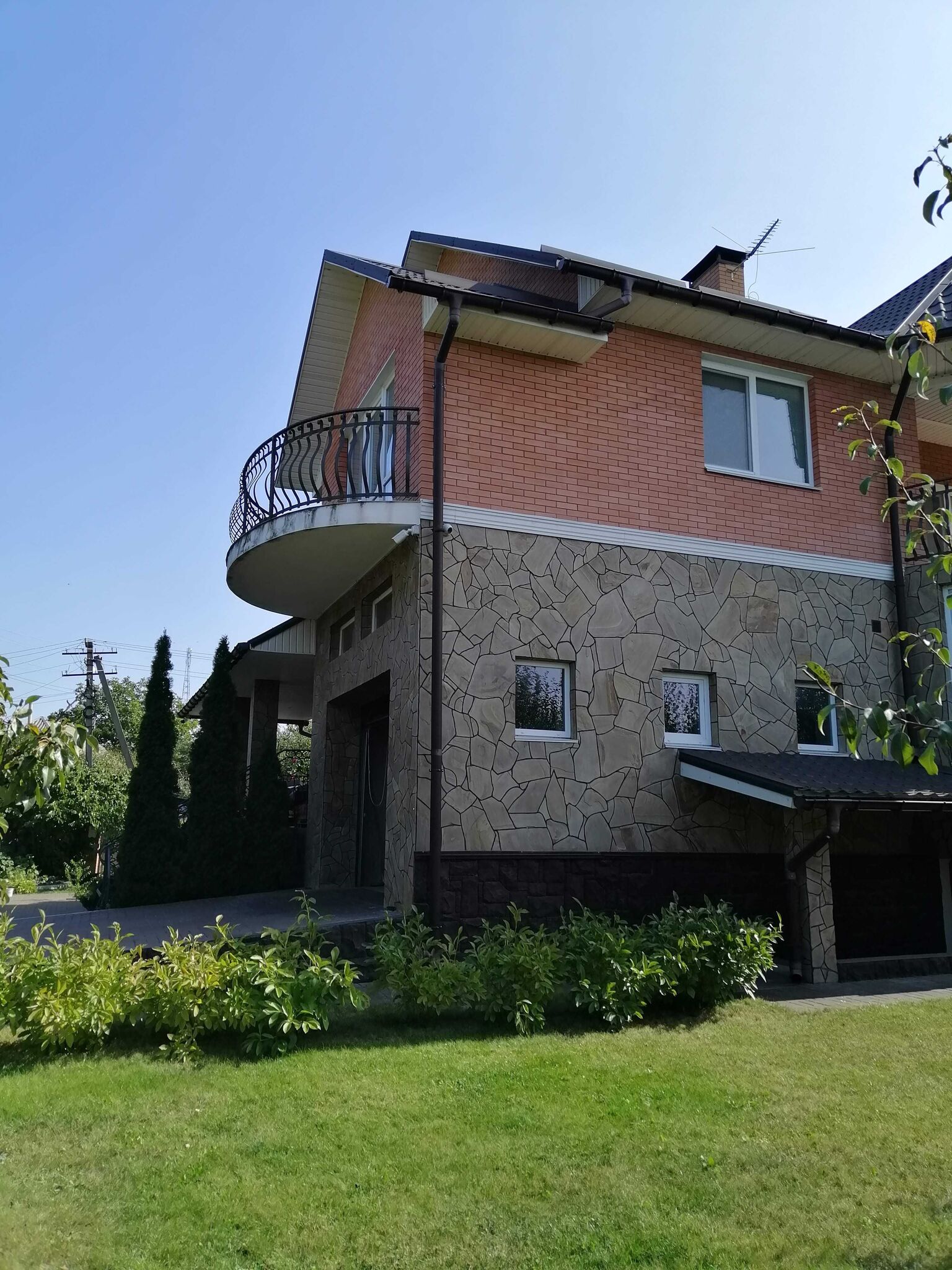 Оренда будинку 180 м²