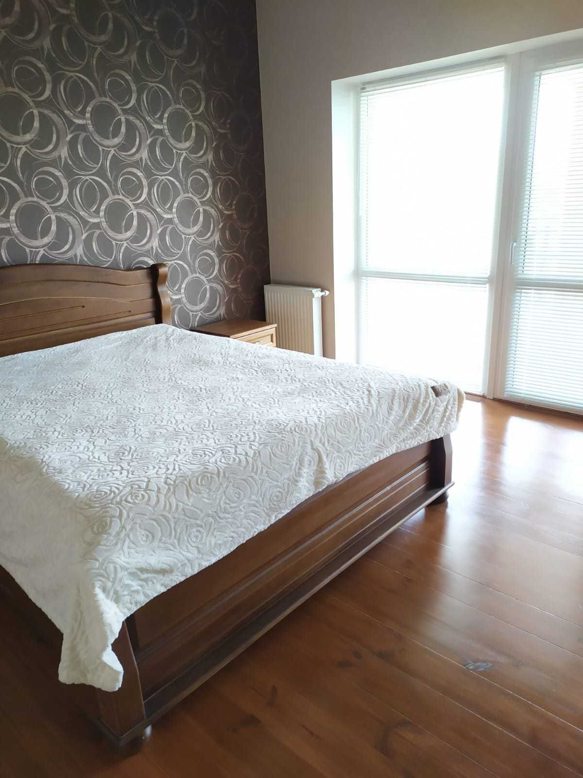 Оренда будинку 180 м²