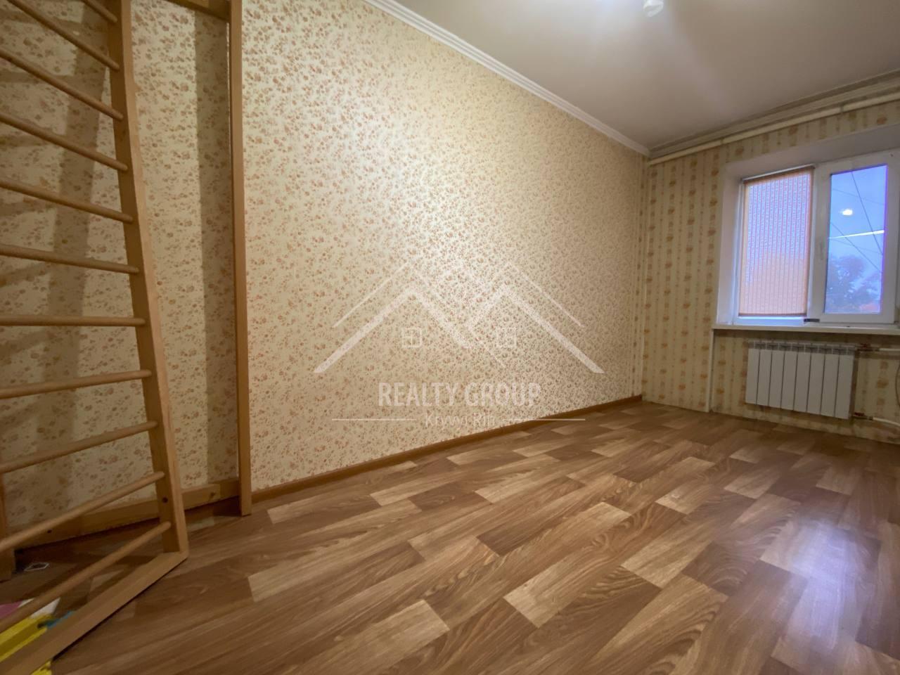 Продаж 2-кімнатної квартири 41.51 м², Мистецька вул.