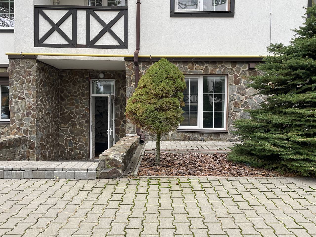 Оренда офісу 35 м², Придорожня вул., 1 К2