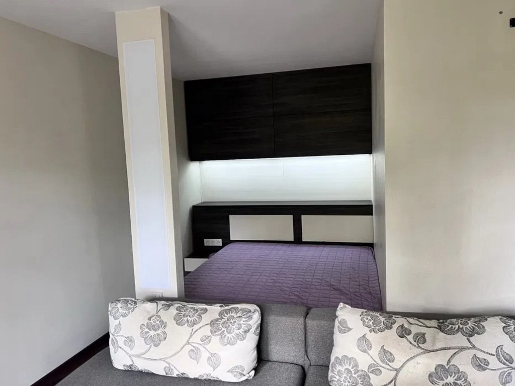 Продажа 1-комнатной квартиры 32 м², Александра Поля просп.