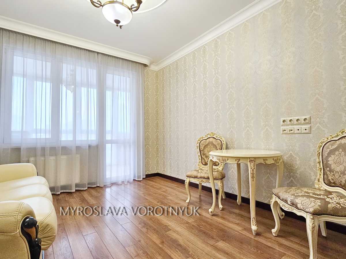 Продаж 2-кімнатної квартири 69 м², Голосіївський просп., 58