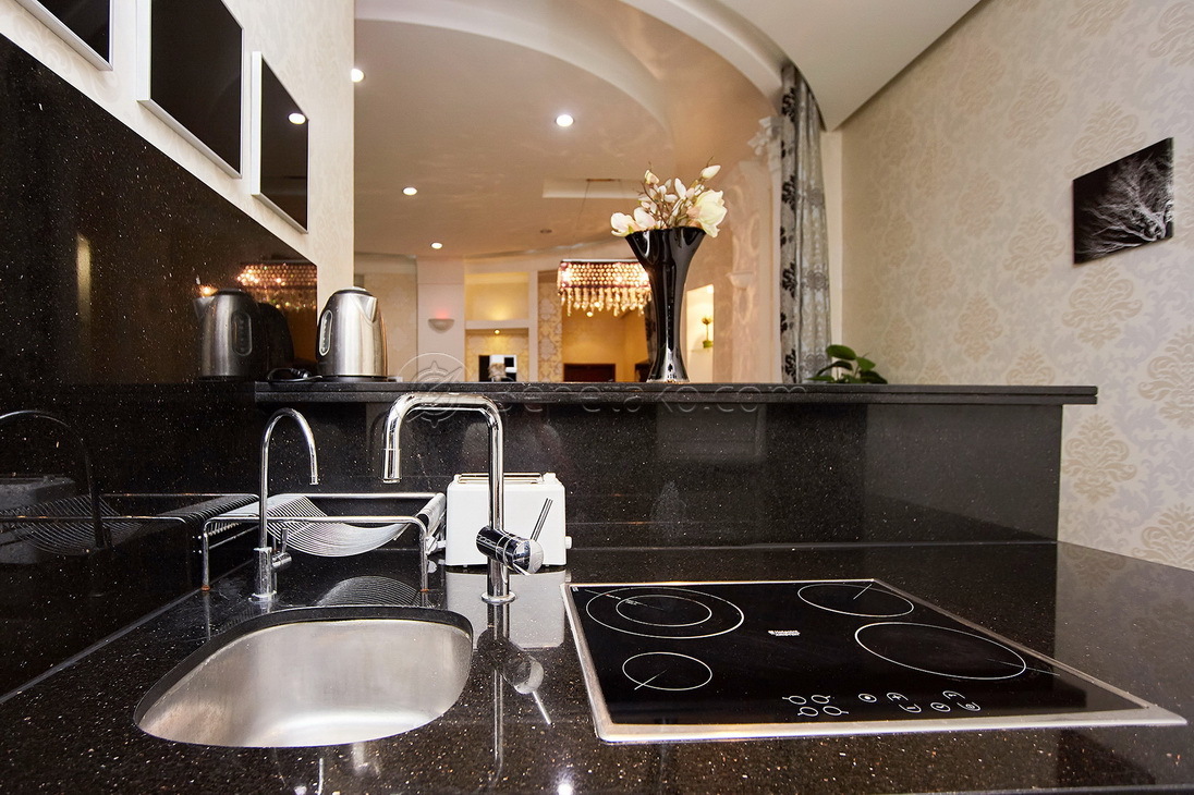 Аренда 3-комнатной квартиры 120 м², Гагаринское Плато ул., 5/3