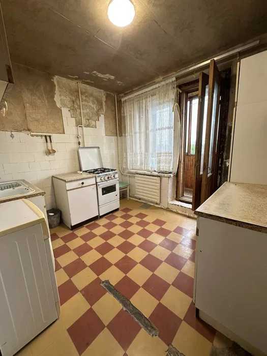 Продажа 3-комнатной квартиры 71 м², Князя Романа Мстиславича, 8