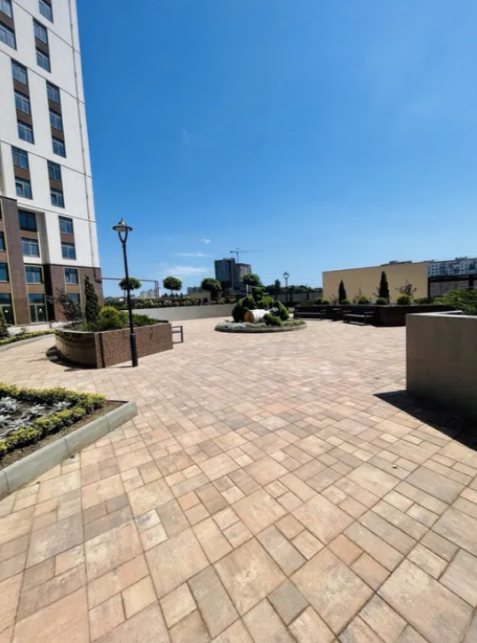 Продаж 2-кімнатної квартири 68 м², Краснова вул.