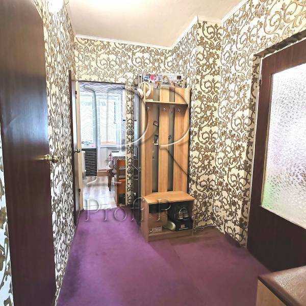 Продажа 1-комнатной квартиры 38 м², Булгакова ул., 8А