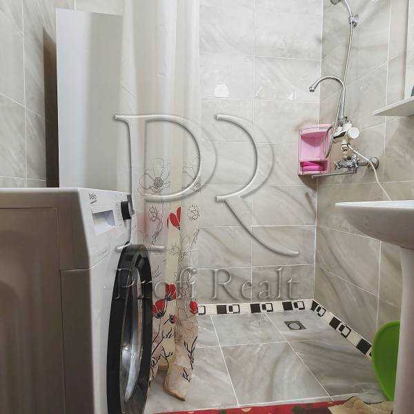 Продажа 1-комнатной квартиры 38 м², Булгакова ул., 8А