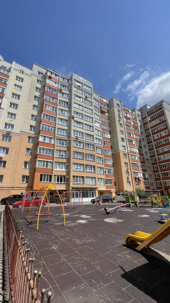 Продажа 2-комнатной квартиры 72.2 м², Лісогринівецька