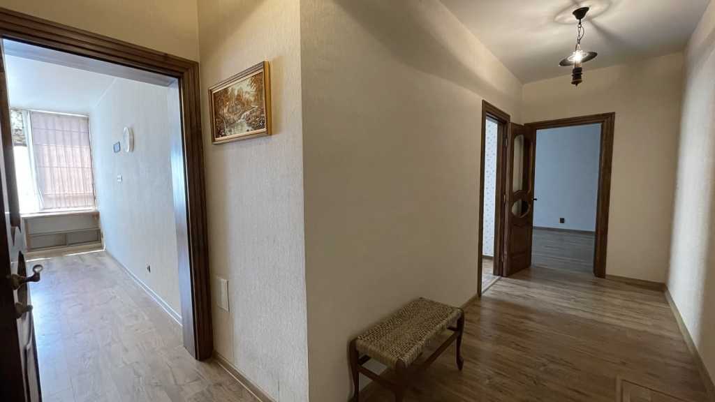 Продажа 2-комнатной квартиры 72.2 м², Лісогринівецька