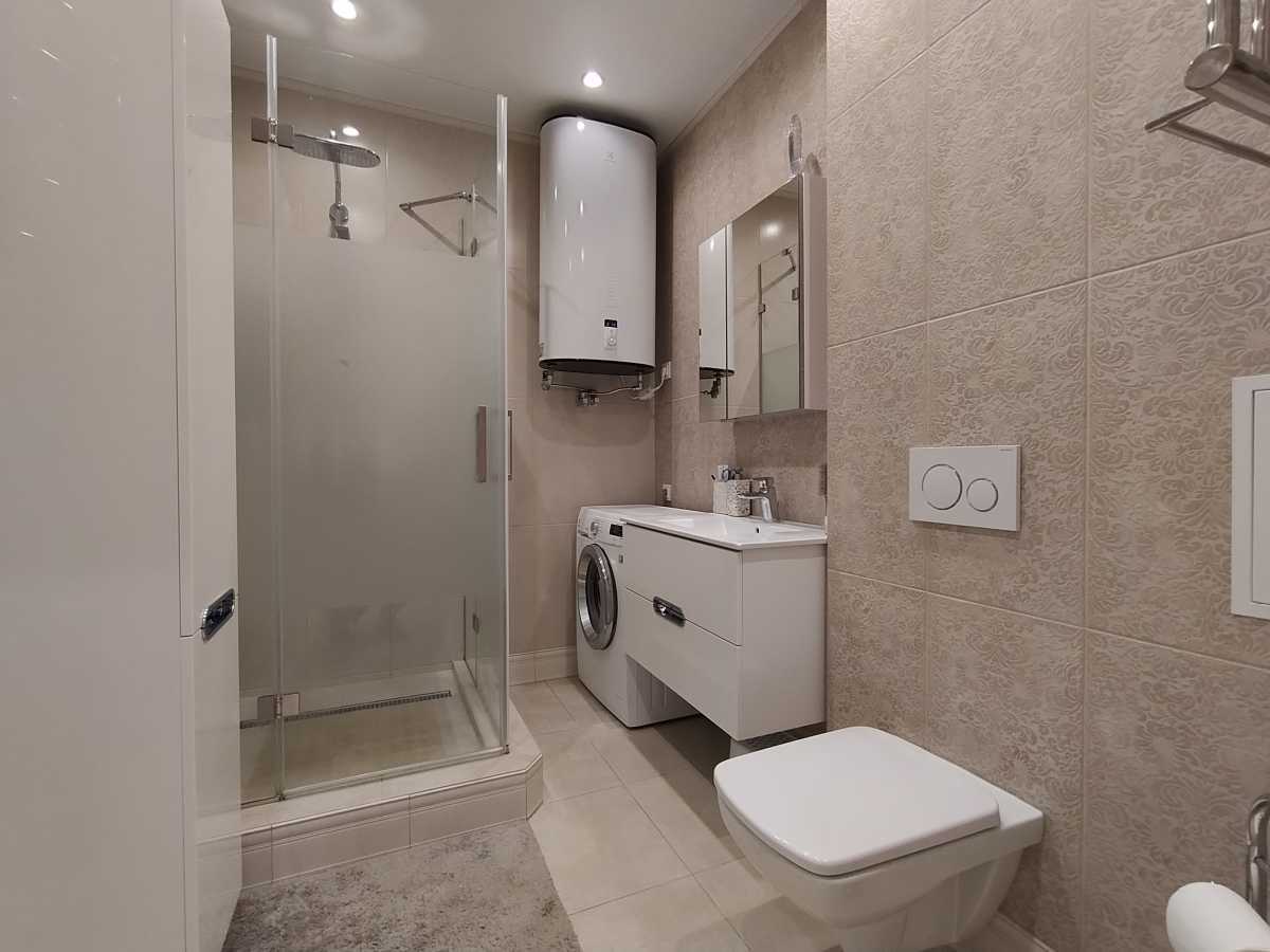 Продажа 1-комнатной квартиры 47 м², Червонопільська, 2г