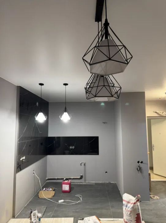 Продаж 1-кімнатної квартири 38 м², Інглезі вул.