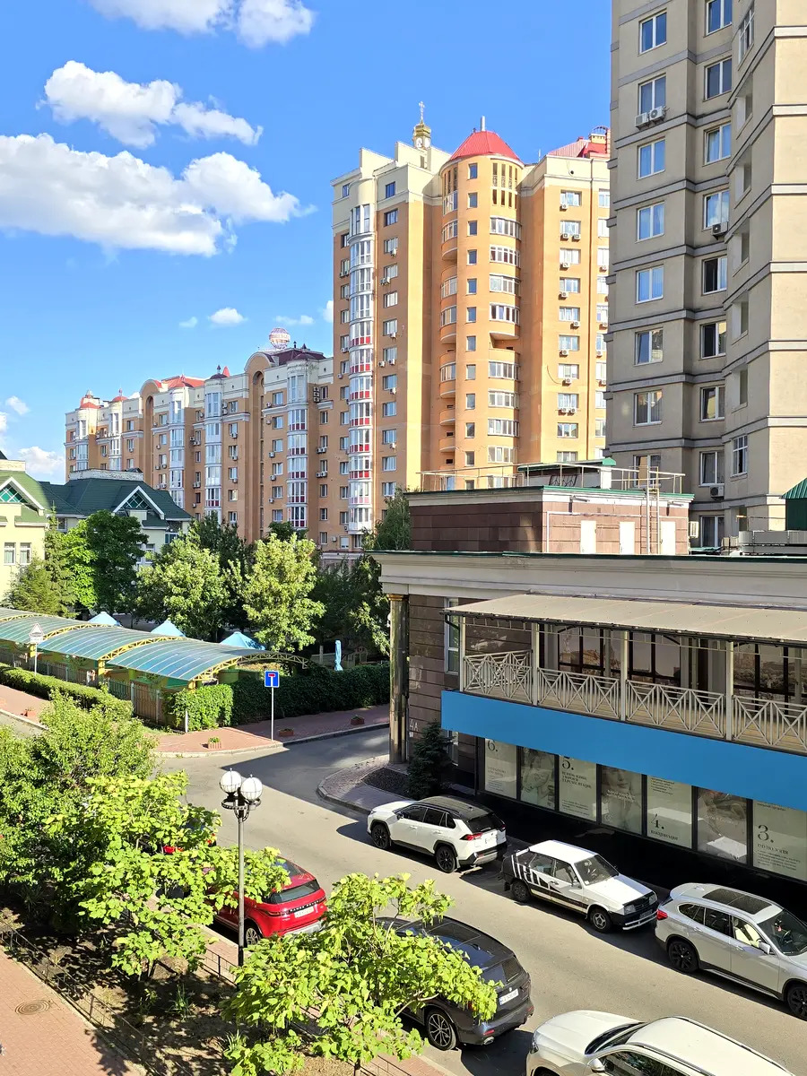 Продажа 3-комнатной квартиры 94 м², Героев Сталинграда просп., 6 К8