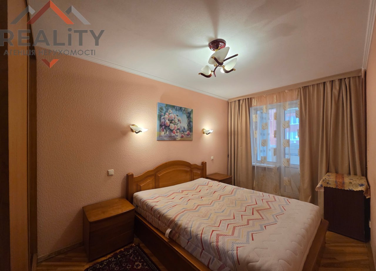 Аренда 3-комнатной квартиры 67 м², Александра Поля просп.